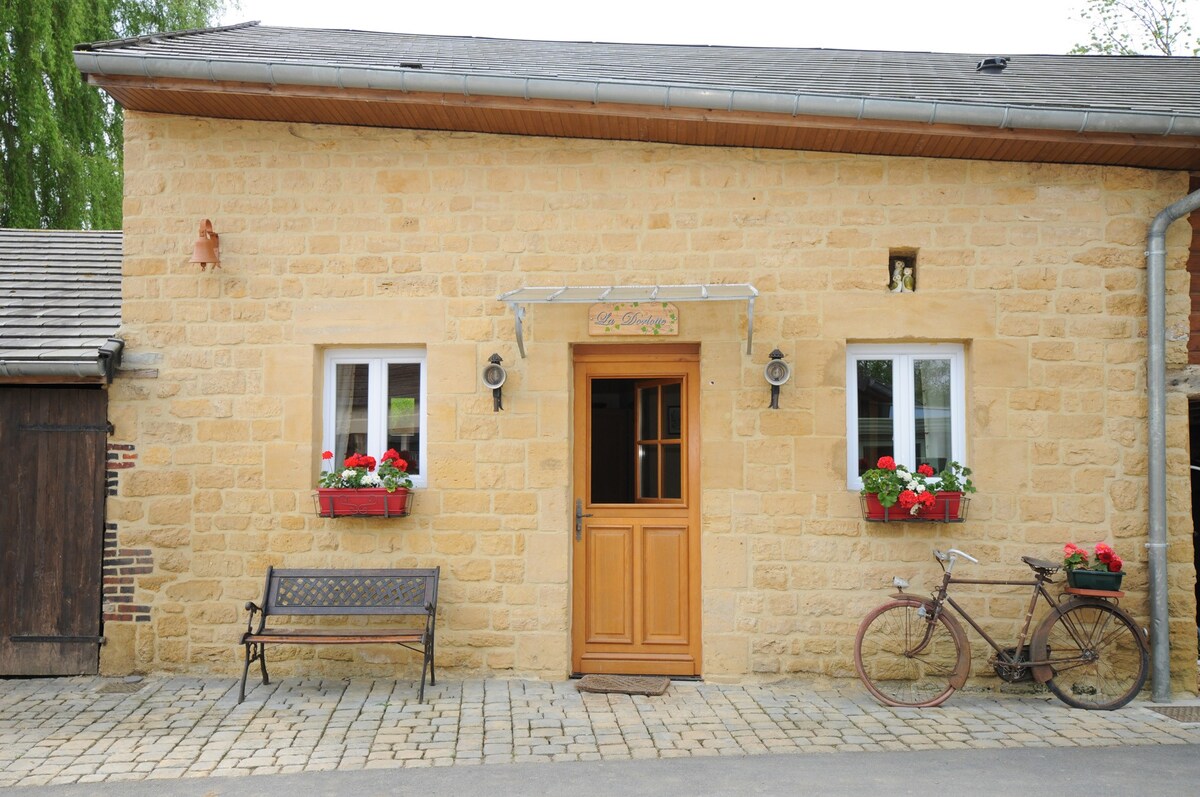 Une petite maison pour 2 personnes à la campagne!