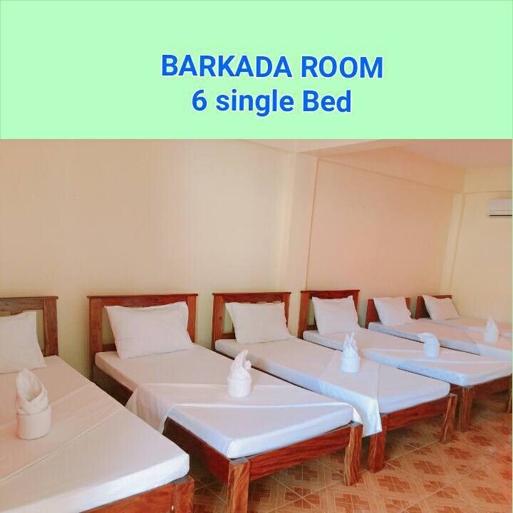 Beach Front Batanes: Barkada Room w/ 6 Single Beds