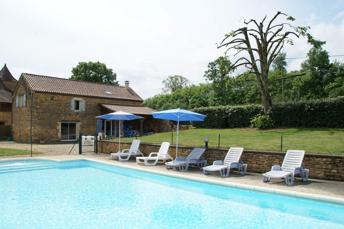 Beautiful holiday home with pool