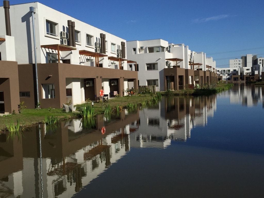 Duplex 2 Amb. en NORDELTA. Barrio Lago del Sendero