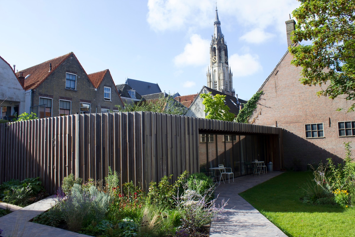 Studio Punt Uit, Delft (Studio Punt Punt),免费停车场