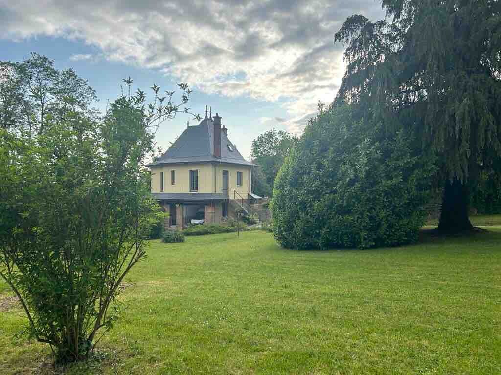 Maison indépendante sur les hauteurs de Sedan