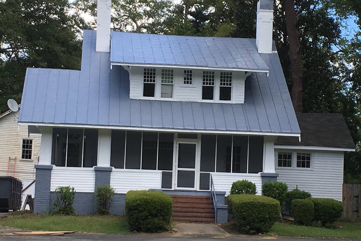 经过翻修的1928年乡村小屋，位于前庇护校园内