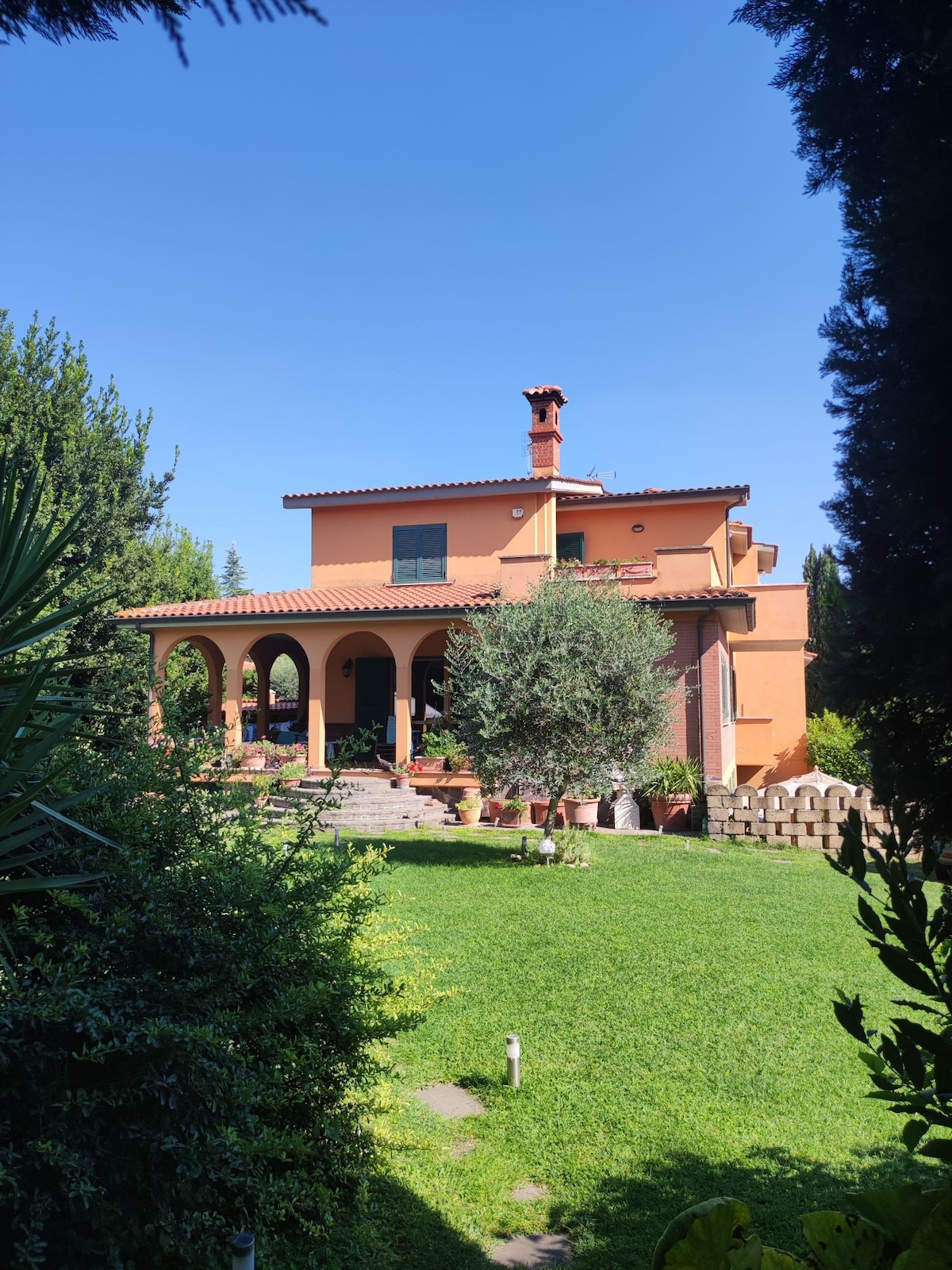 Villa Rossellini L1