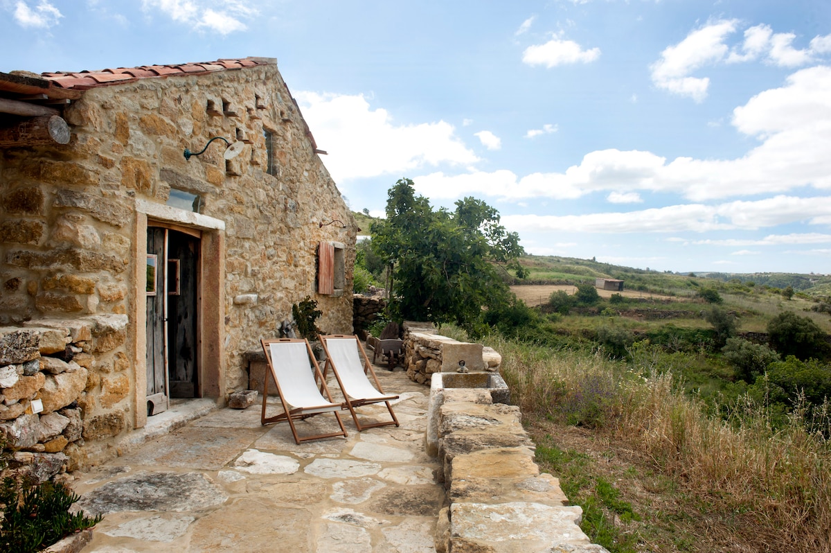 Aldeia da Mata Pequena （ 2人）