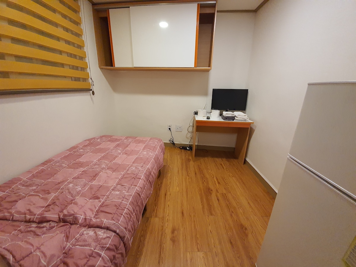 2201室，二楼， 4 pyeong ， Guro Digital Complex ，全套住宿