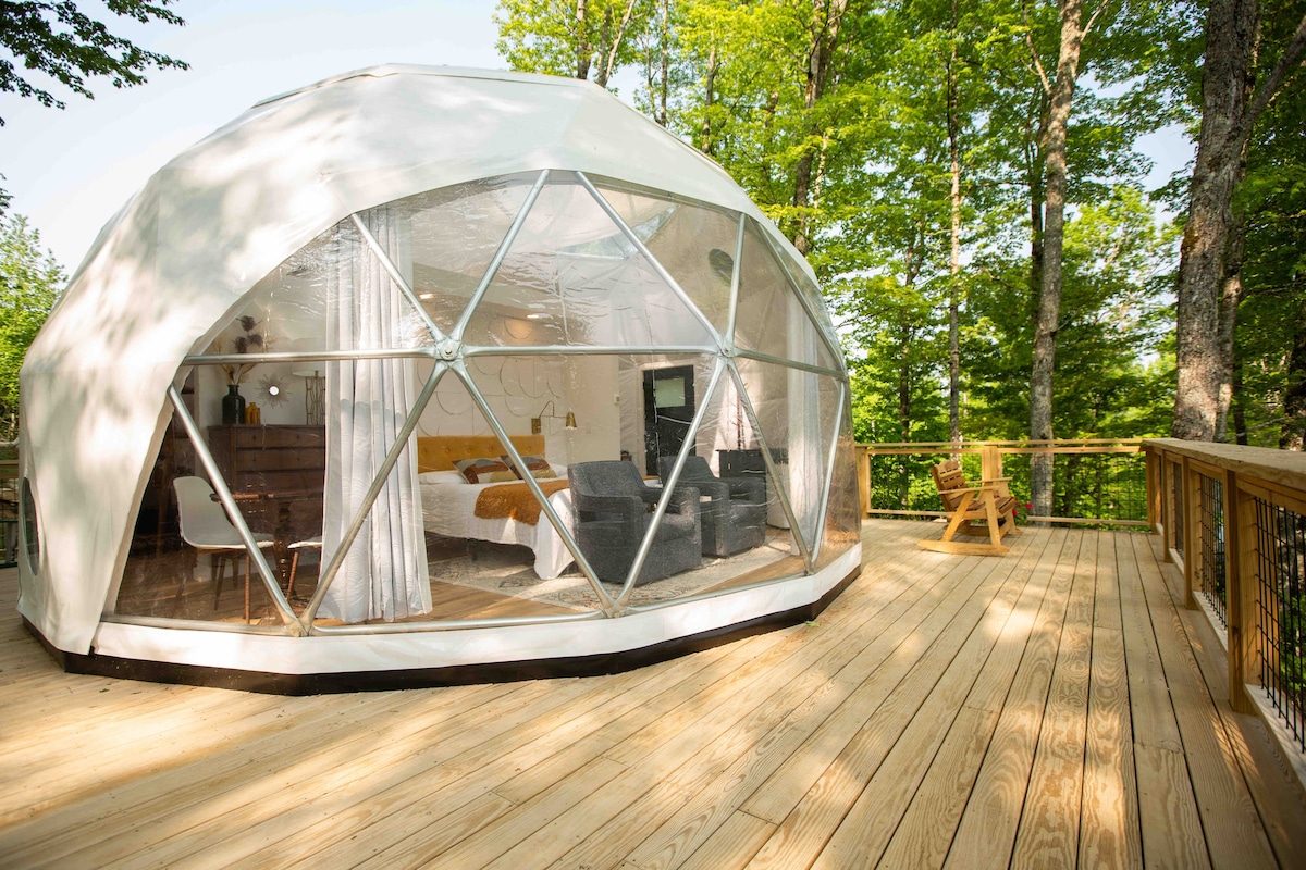 Timeless Luxe Dome w/Hot Tub and Extra Amenities