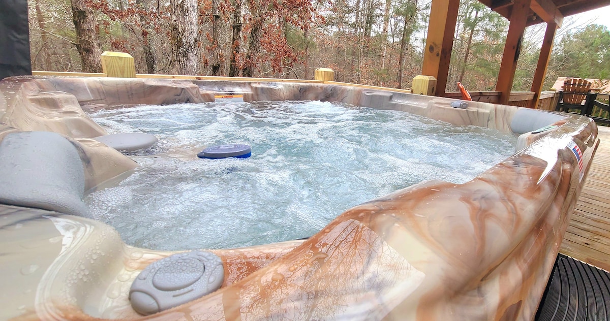 Relax & Unwind: HotTub|FirePit|King-Bed |Wineries!