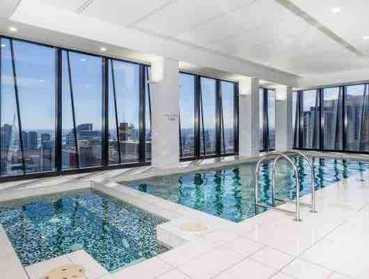 Stunning Melbourne City Views & Perfect Location