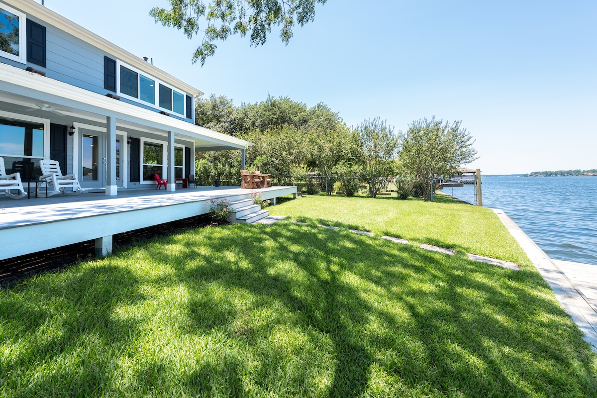 Blue Heron Lake Front House