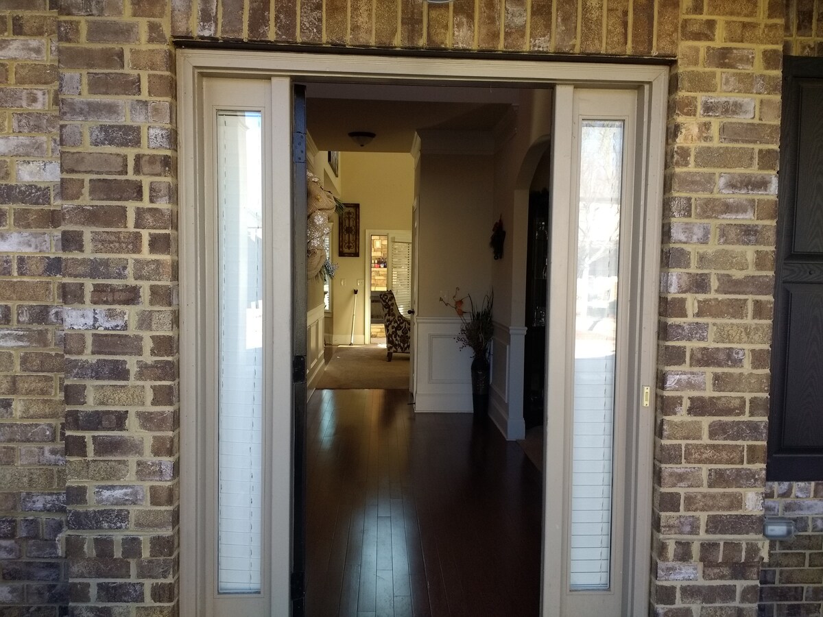 Quiet & Safe  Home 4BR 3Ba close to Stone Mountain