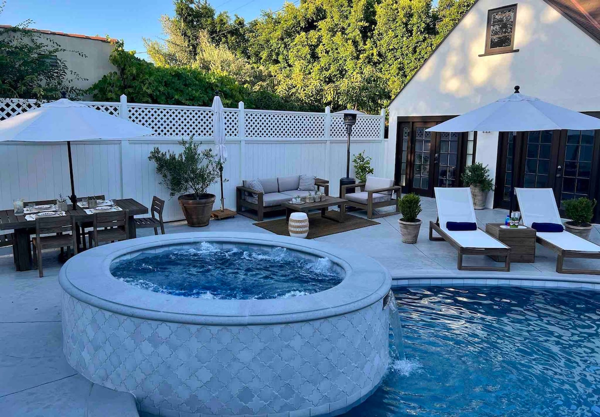 位于洛杉矶的豪华私人客房，带泳池和水疗中心。
