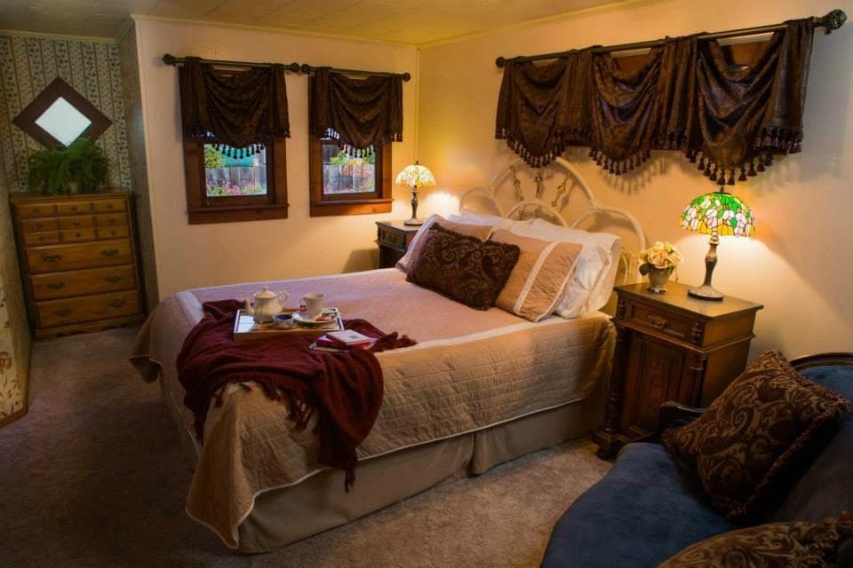 POMO SUNRISE - Country Inn Bed & Breakfast