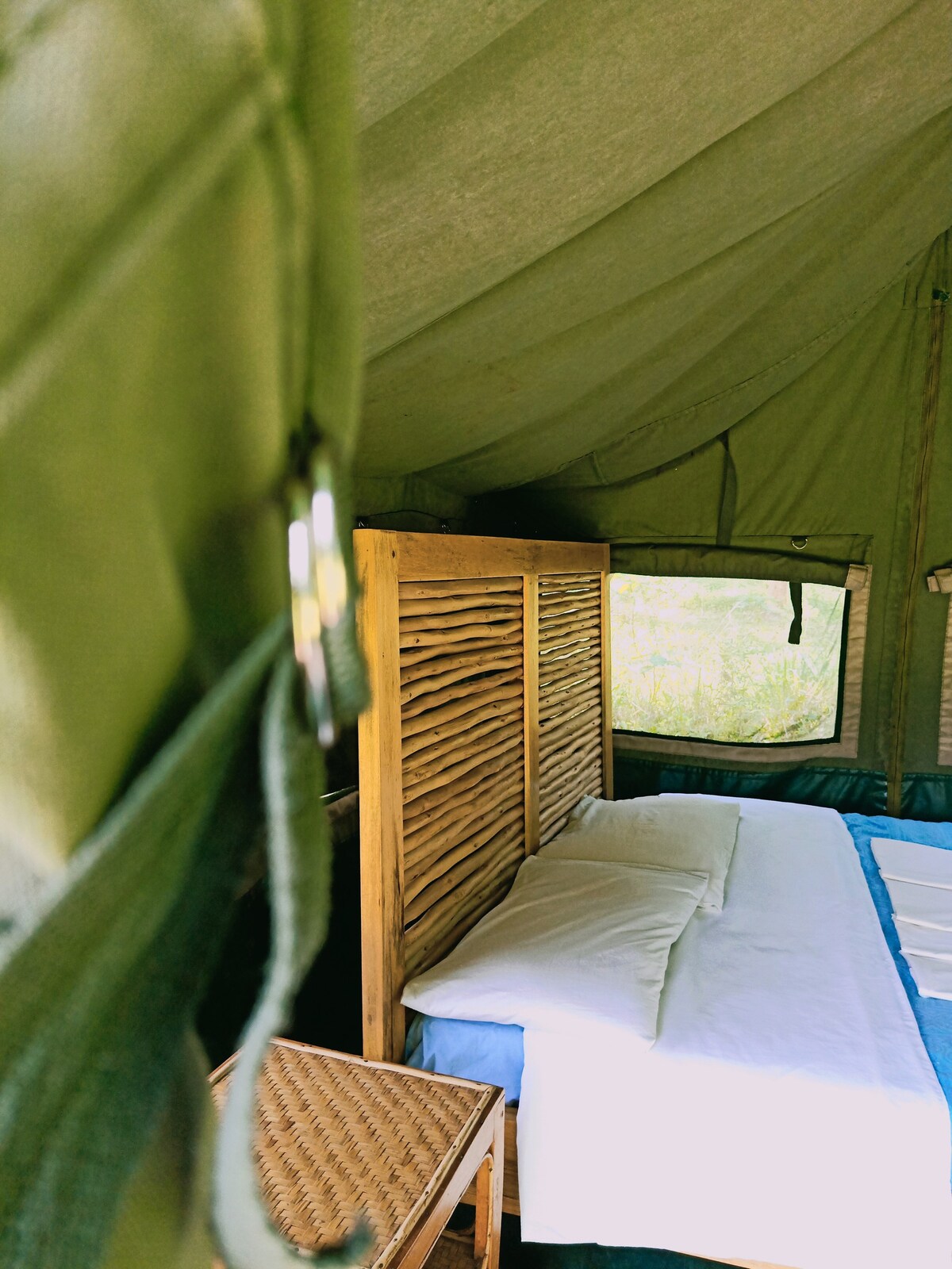 尼罗河岸野生动物园帐篷（绿色帐篷）