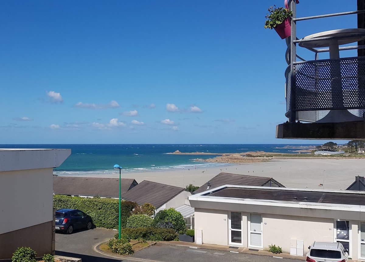 Appart confort vue imprenable plage de Trestel