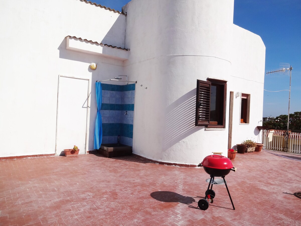 A Room in Selinunte w private bath and Terrace n.2