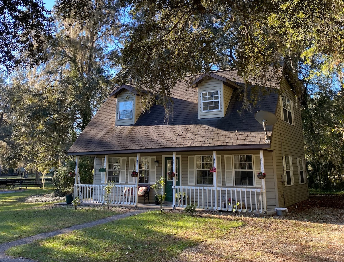 Farm Charm Cottage