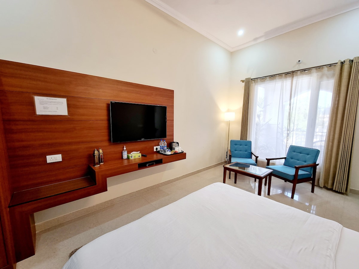 Super Deluxe Room With The Heritage Villa