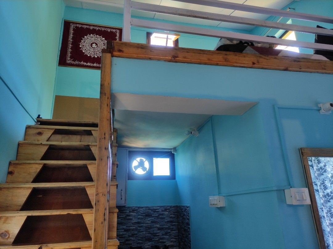 BritishHomeStay (Attic)