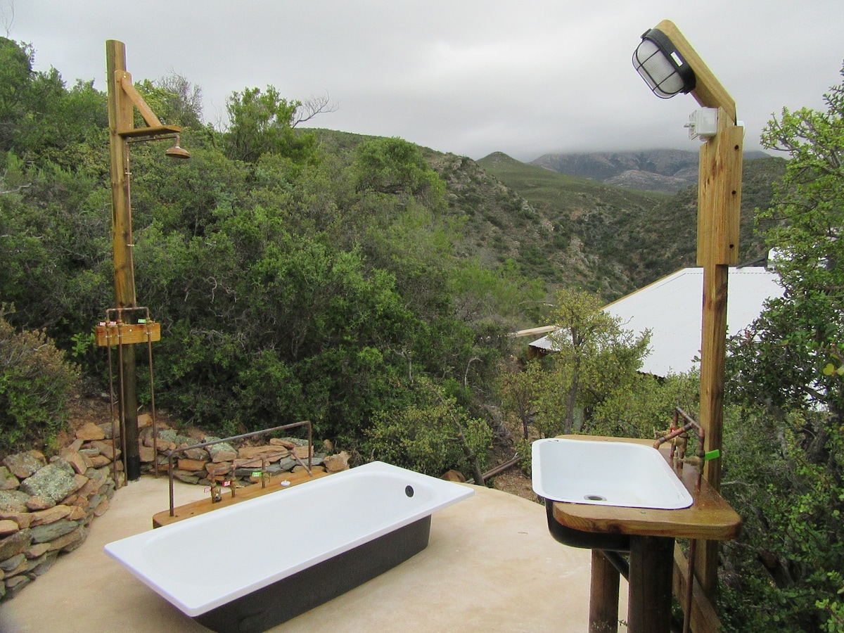 Joel's Off Grid  Cottage in the Klein Karoo