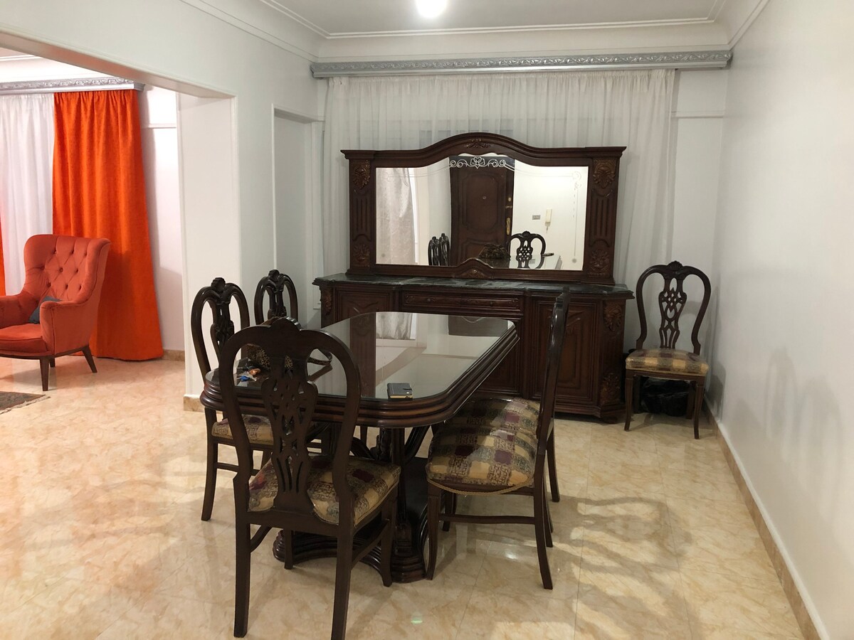 Grand Apartment close to city stars شقة فخمة