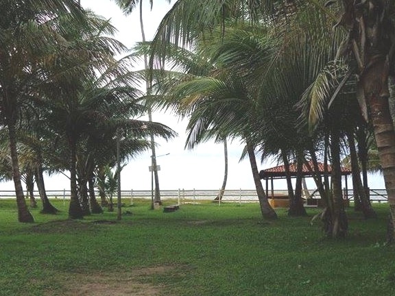 Linda casa na frente da praia