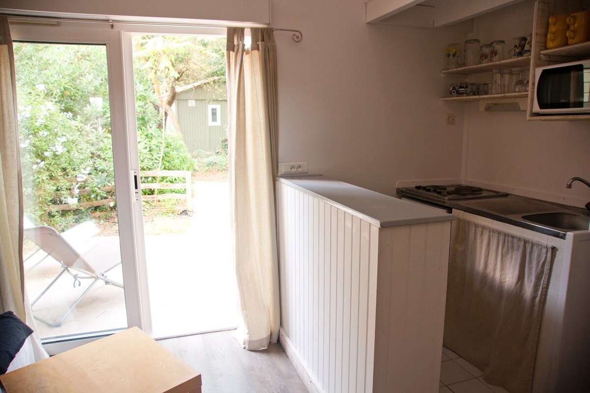 Cottage mezzanine dans résidence boisée