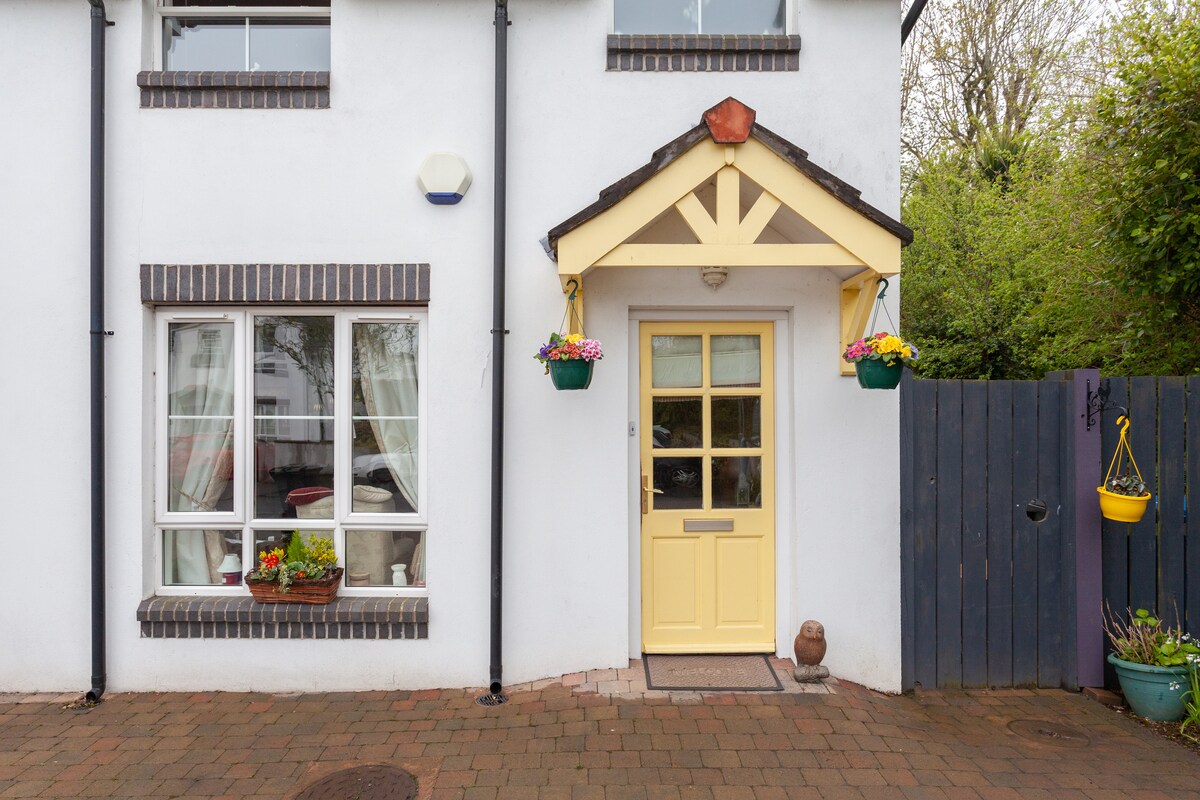 Crawfordsburn Cottage