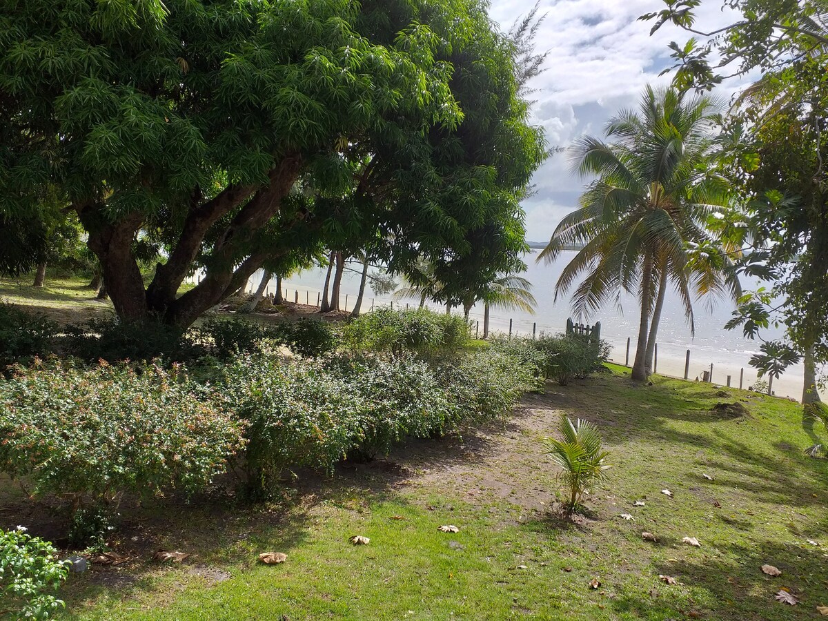 Sitio Histórico na Baía de Todos os Santos.