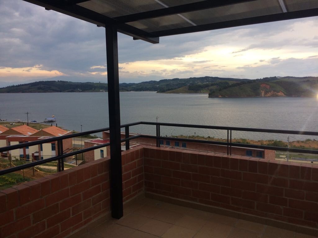 Calima Lake, Colombia. Majagua Villa Campestre.