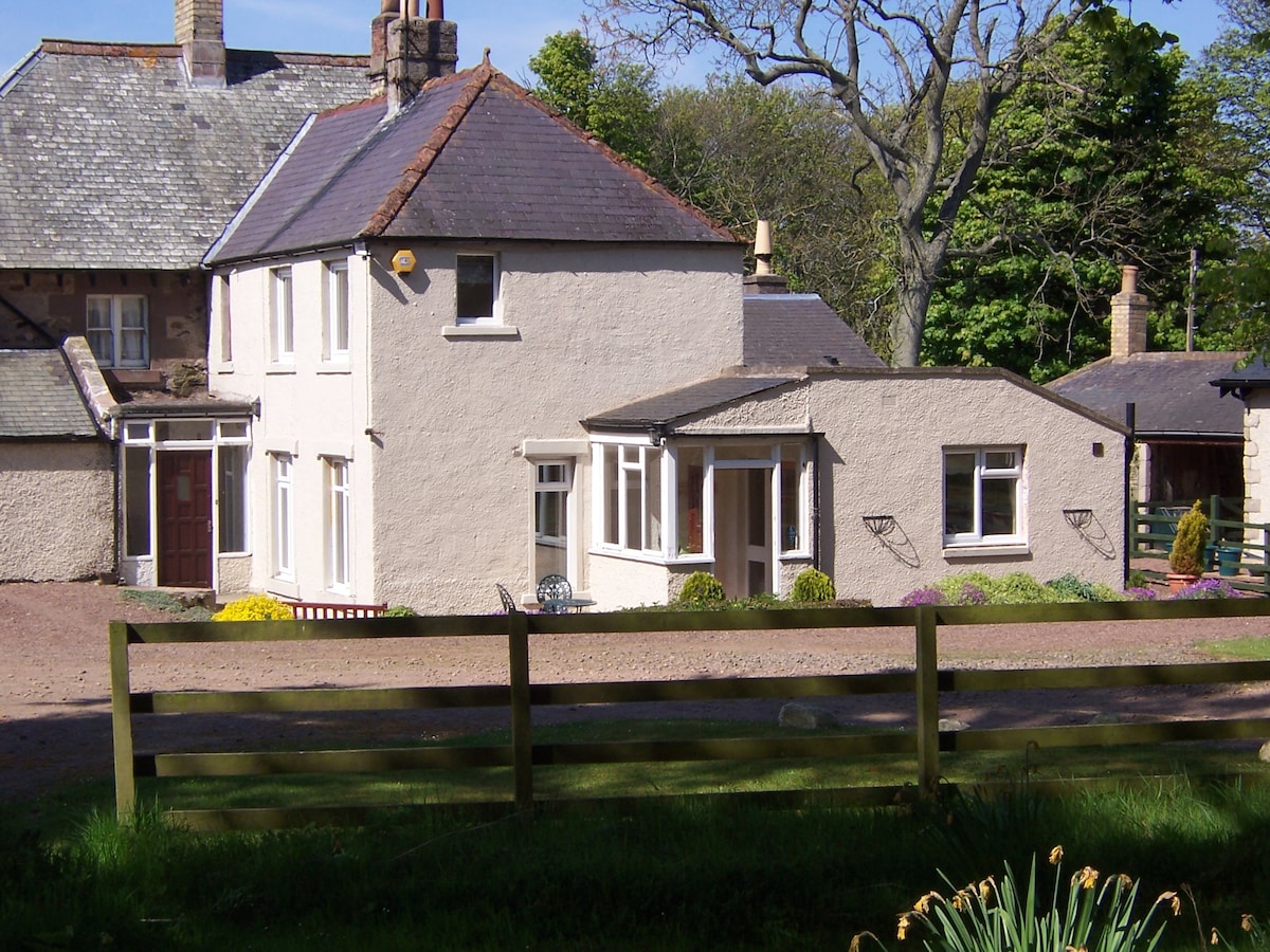 Berwickshire, Scottish Borders self contained flat