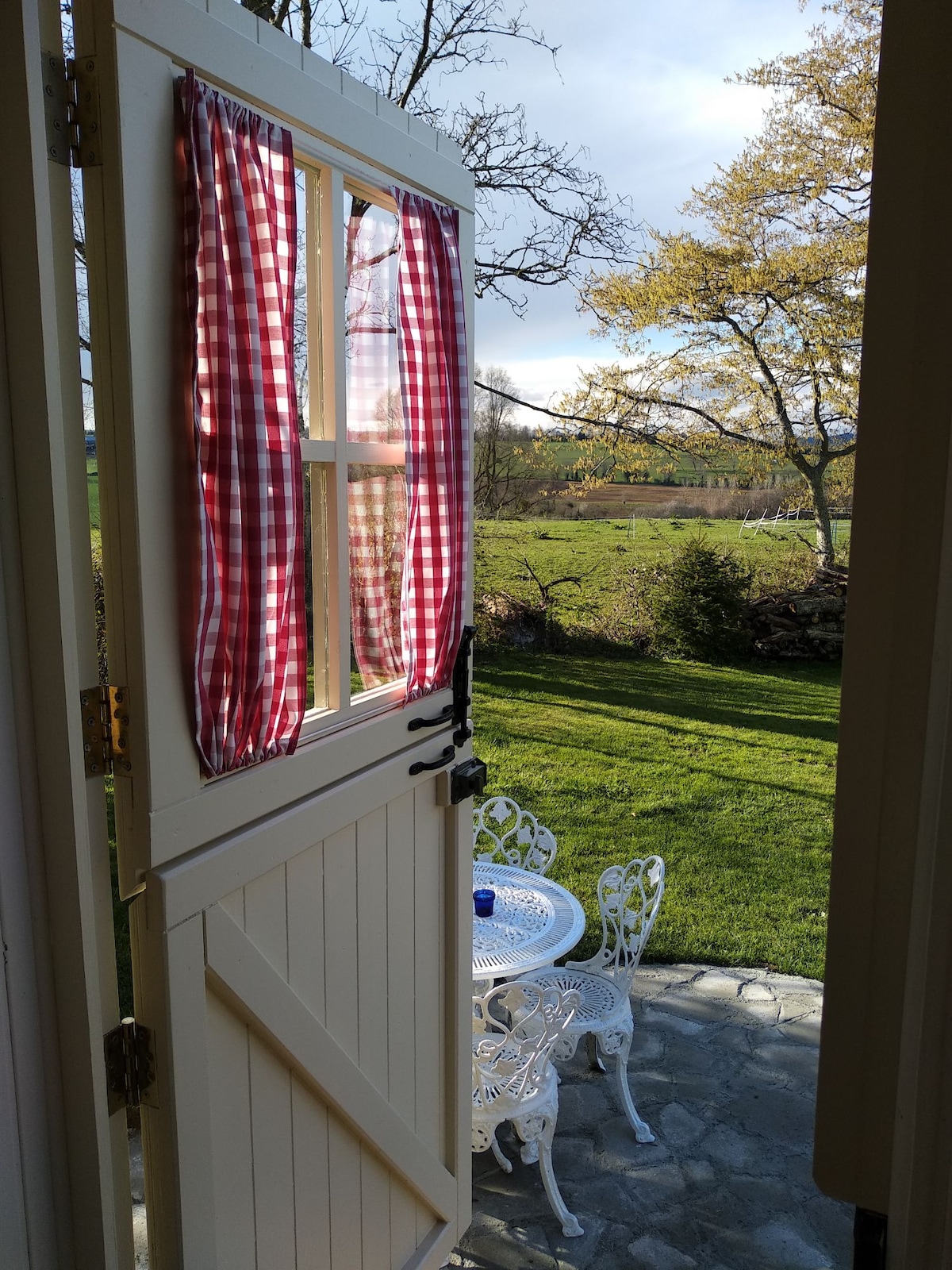 The Shepherd 's hut at Les Aulnaies