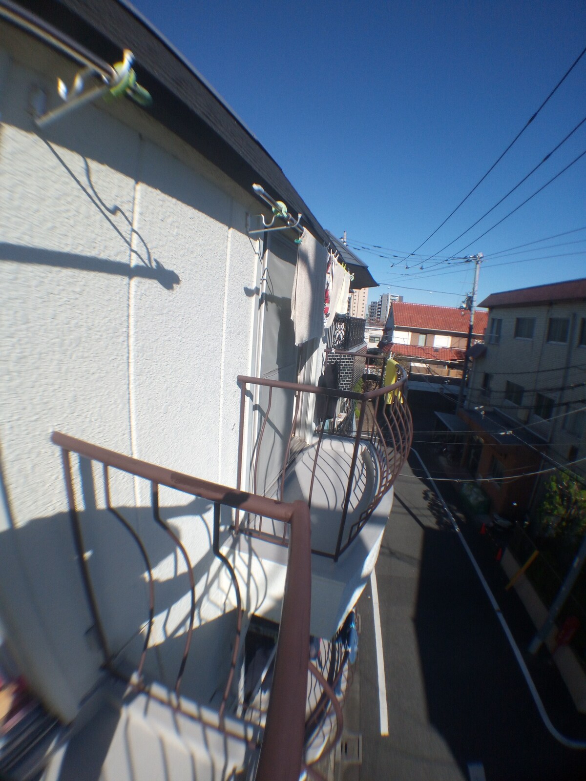 靠近车站，住在昭和的一间日式客房里。提供无线网络的长期折扣！学生歓迎！