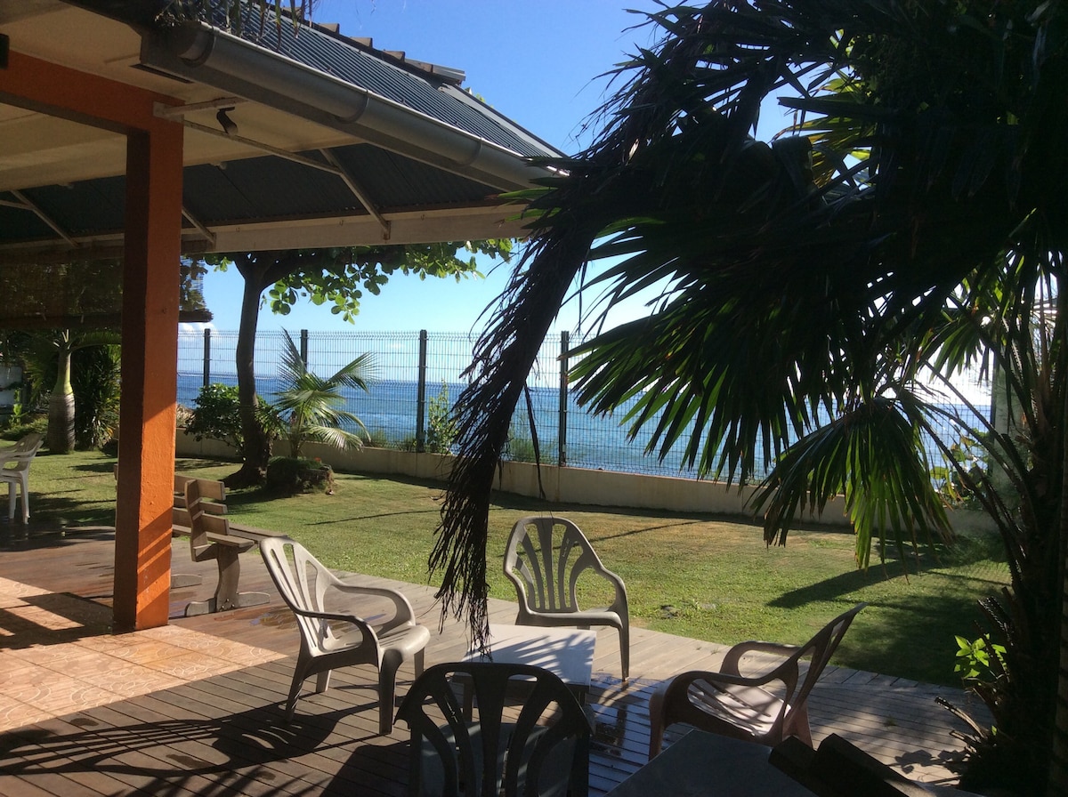 Chez MAGNOLIA: Oceanfront, Punaauia bay