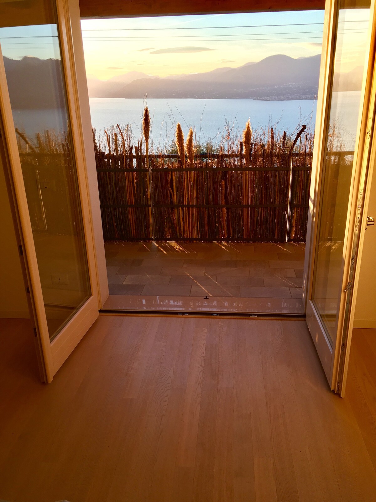 Rooms in a new house. Great view on Garda Lake