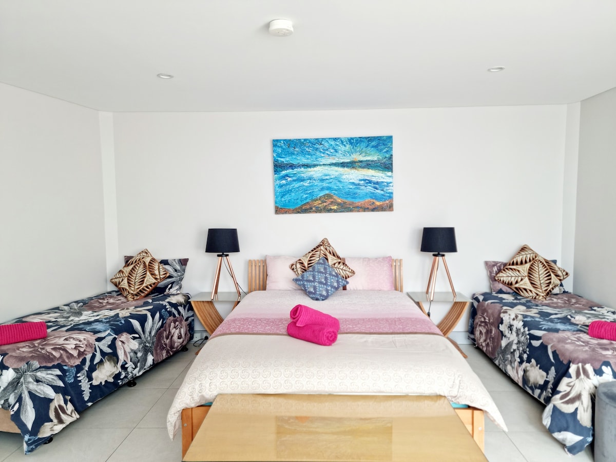 Maroubra GETAWAY -  perfect for a large Family