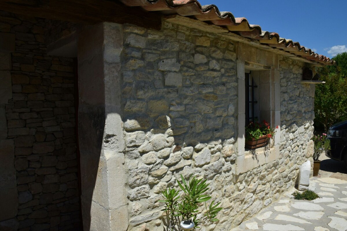 Gîte maisonnette - coeur du Luberon