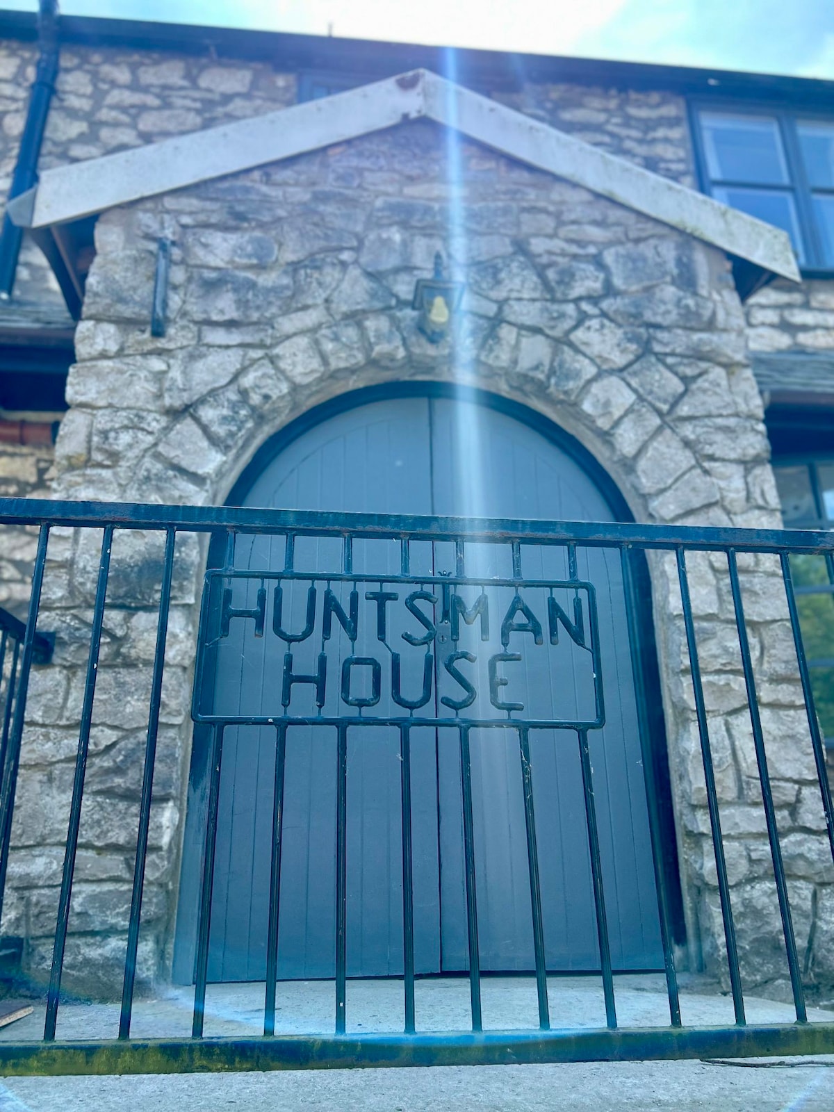 Huntsman House,  Whitford - Scenic rural location