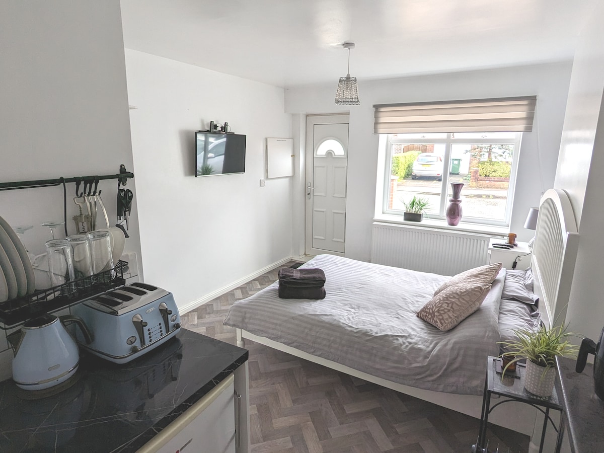 Double Bed Room Garage Conversion