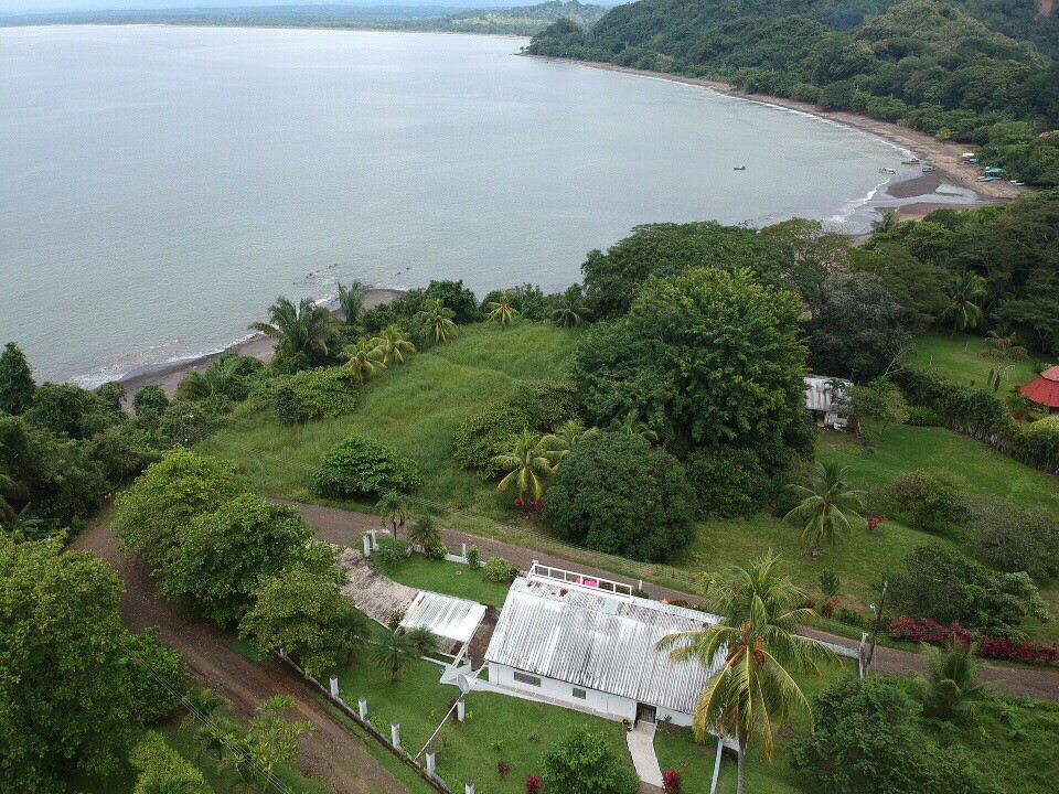 海景。靠近Jaco （ 1间或可选2间卧室）