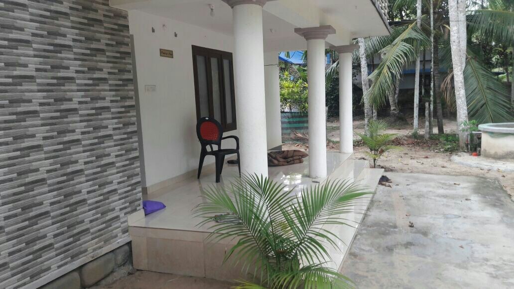 Independent villa near Amritapuri (a/c-UPS-Wi-Fi)