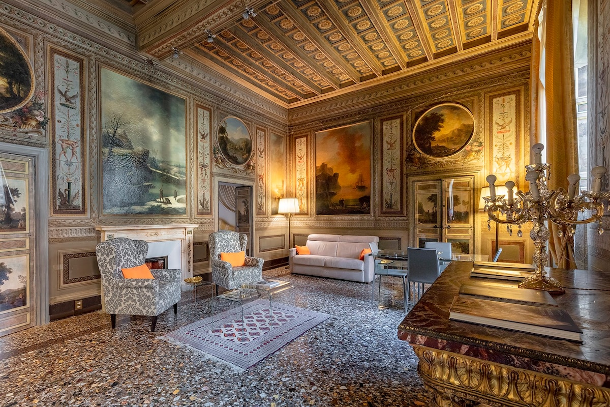 The Princess Suite Palazzo Borghese