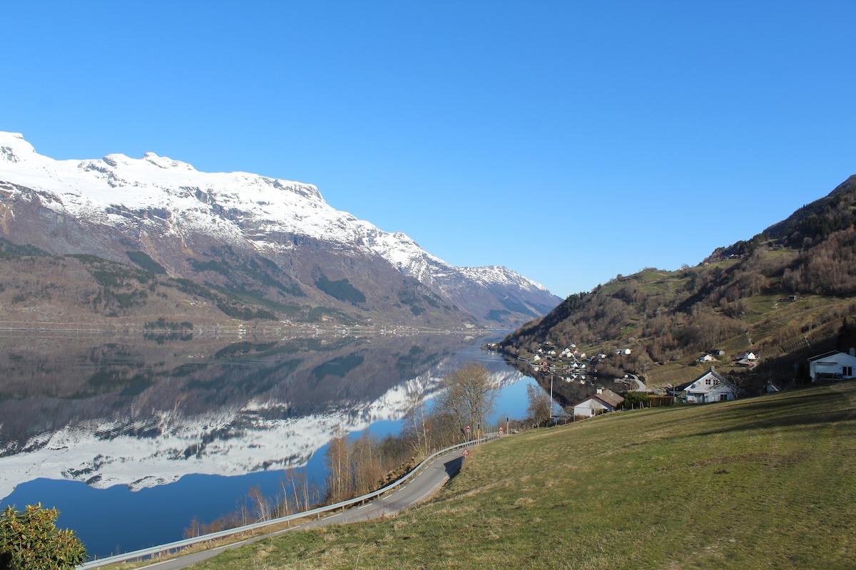 位于可爱的Hardanger的漂亮公寓