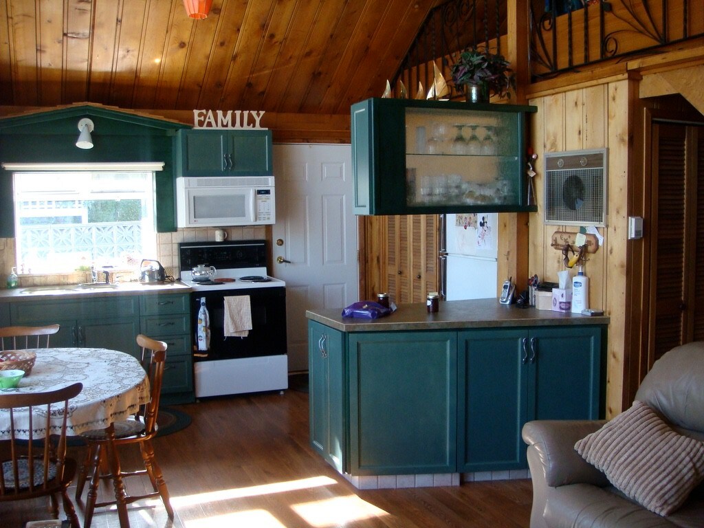 Lovely and quiet cottage on Osoyoos Lake