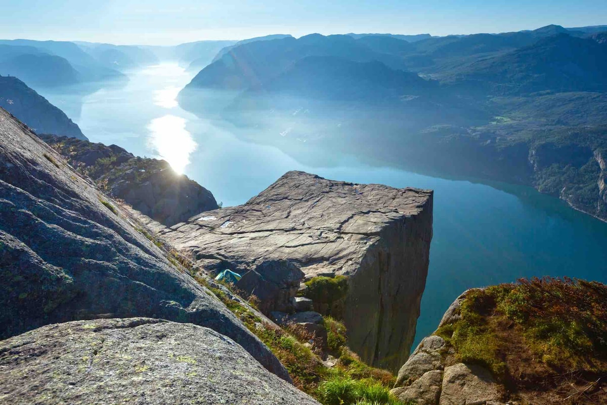 Moderne bolig / Pulpit Rock / Kjerag / Kongeparken