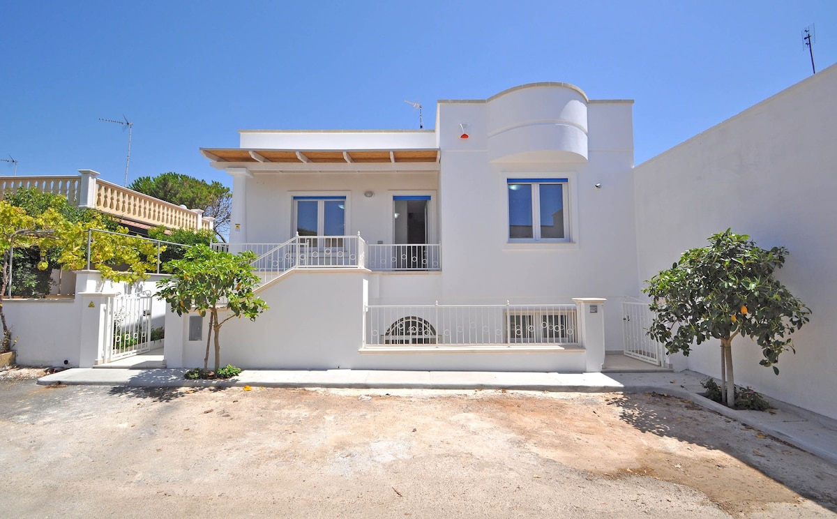 Villa Sacher 12 posti a 100 mt dal mare