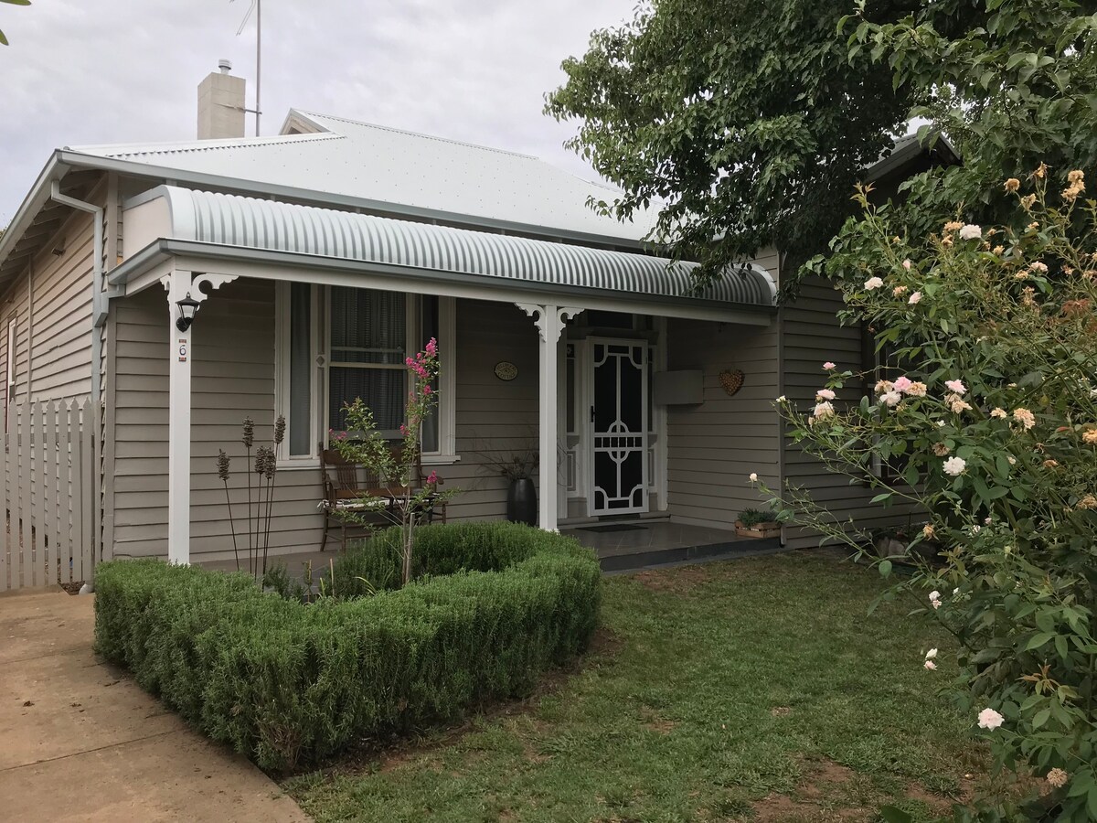 Sellwood Cottage