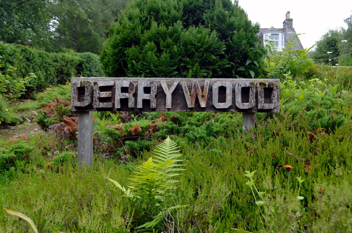 Derrywood