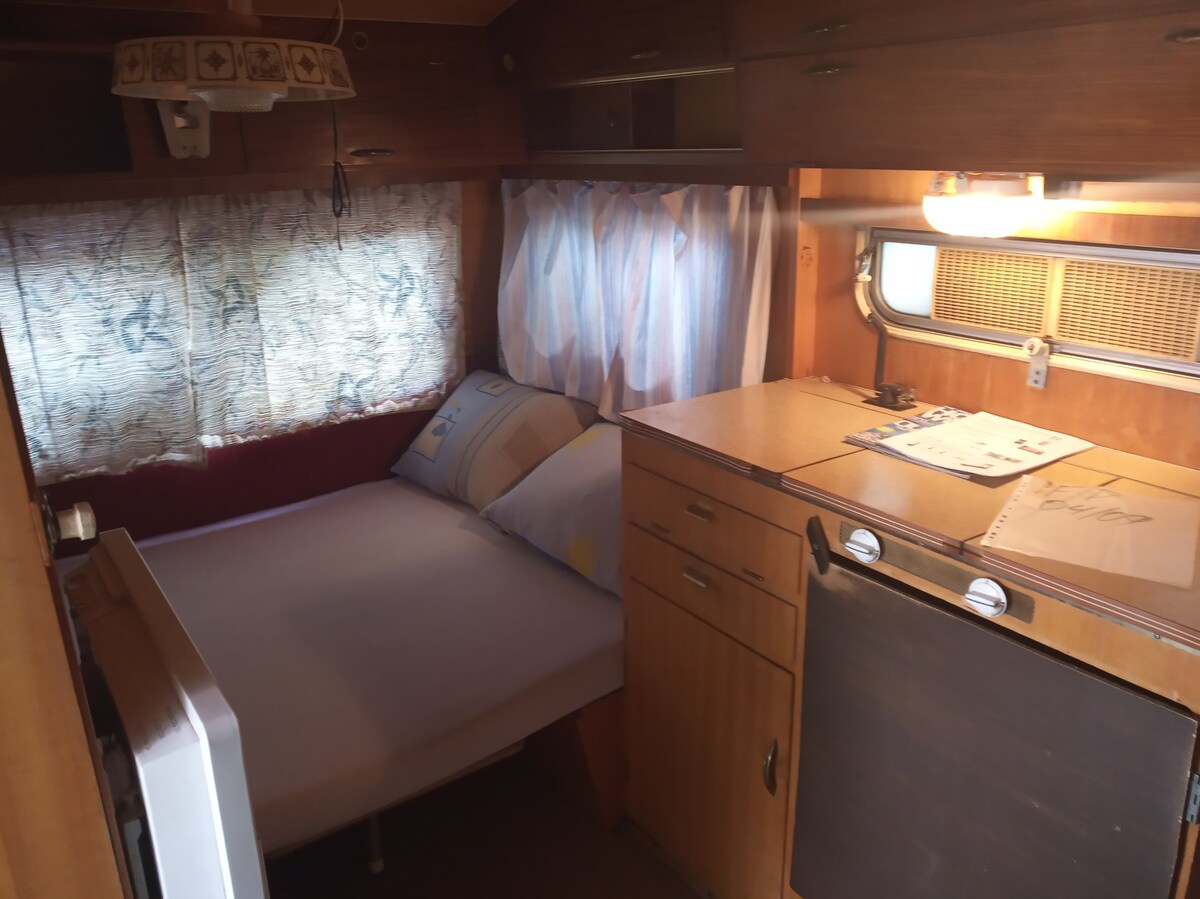 Caravan in Rochin