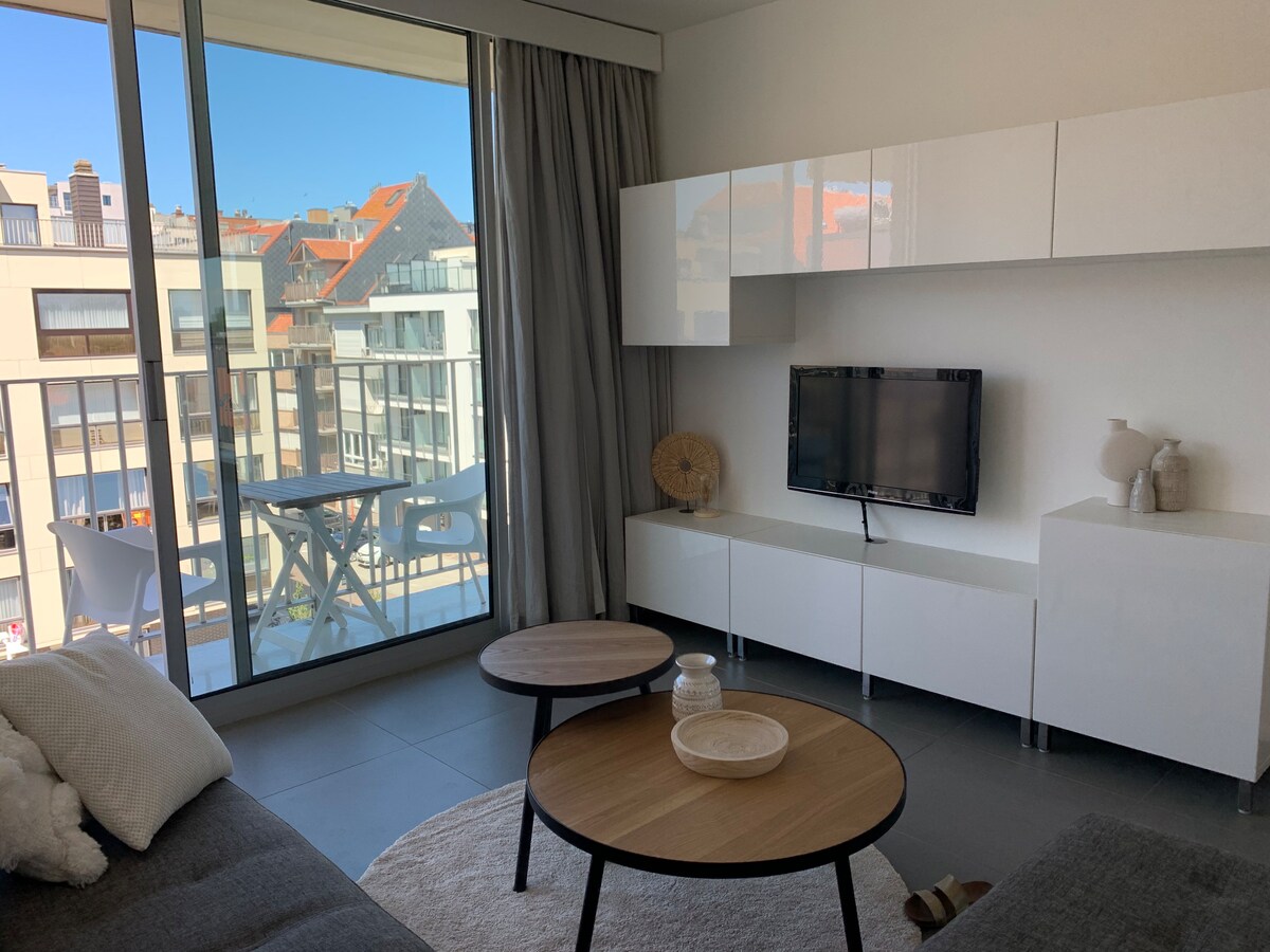 Lichtrijk hoekappartement op toplocatie!